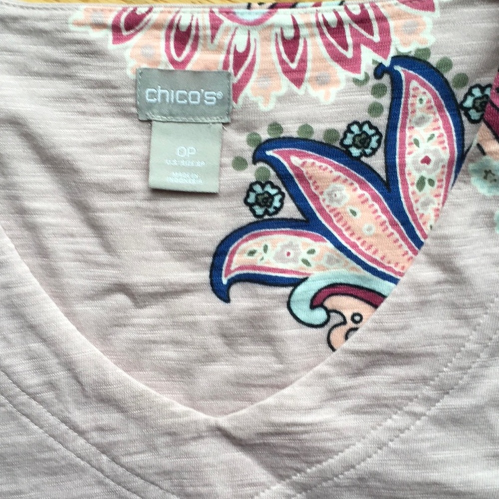 Chicos 3/4 sleeve top - Picture 2 of 5